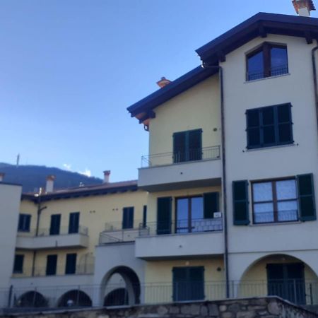Apartamento Residenza Michi Gravedona Exterior foto